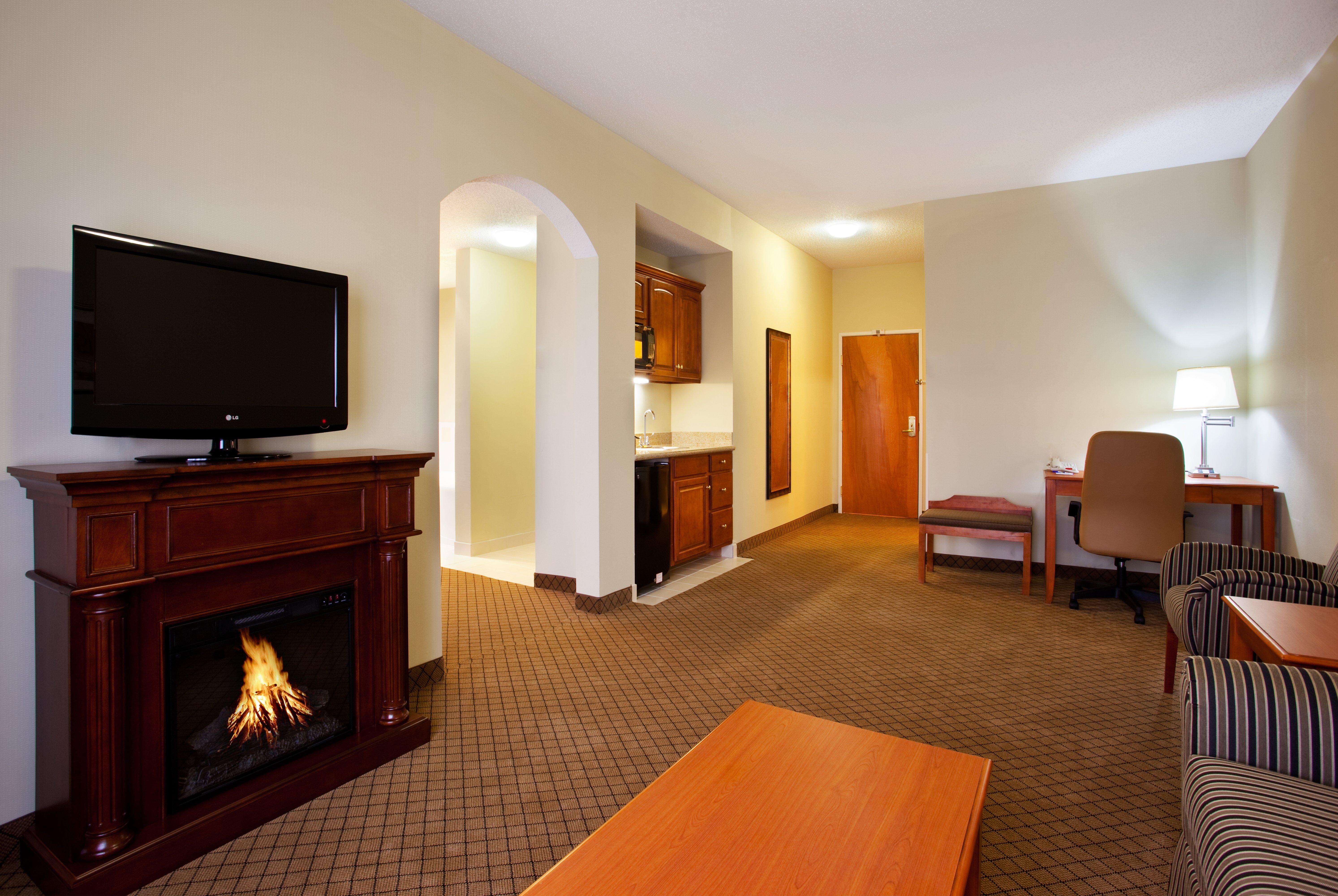 Holiday Inn Express Hotel & Suites Goshen By Ihg Екстер'єр фото
