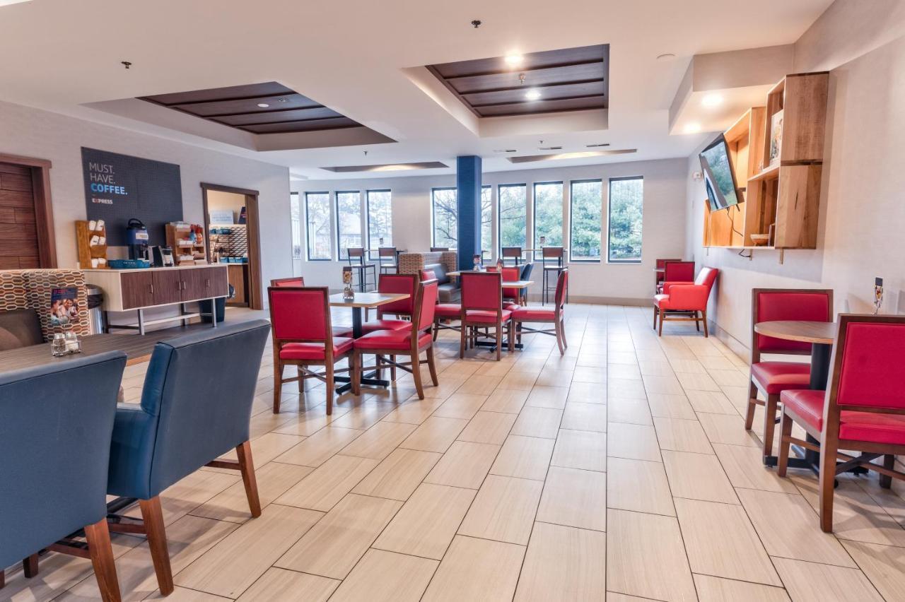 Holiday Inn Express Hotel & Suites Goshen By Ihg Екстер'єр фото