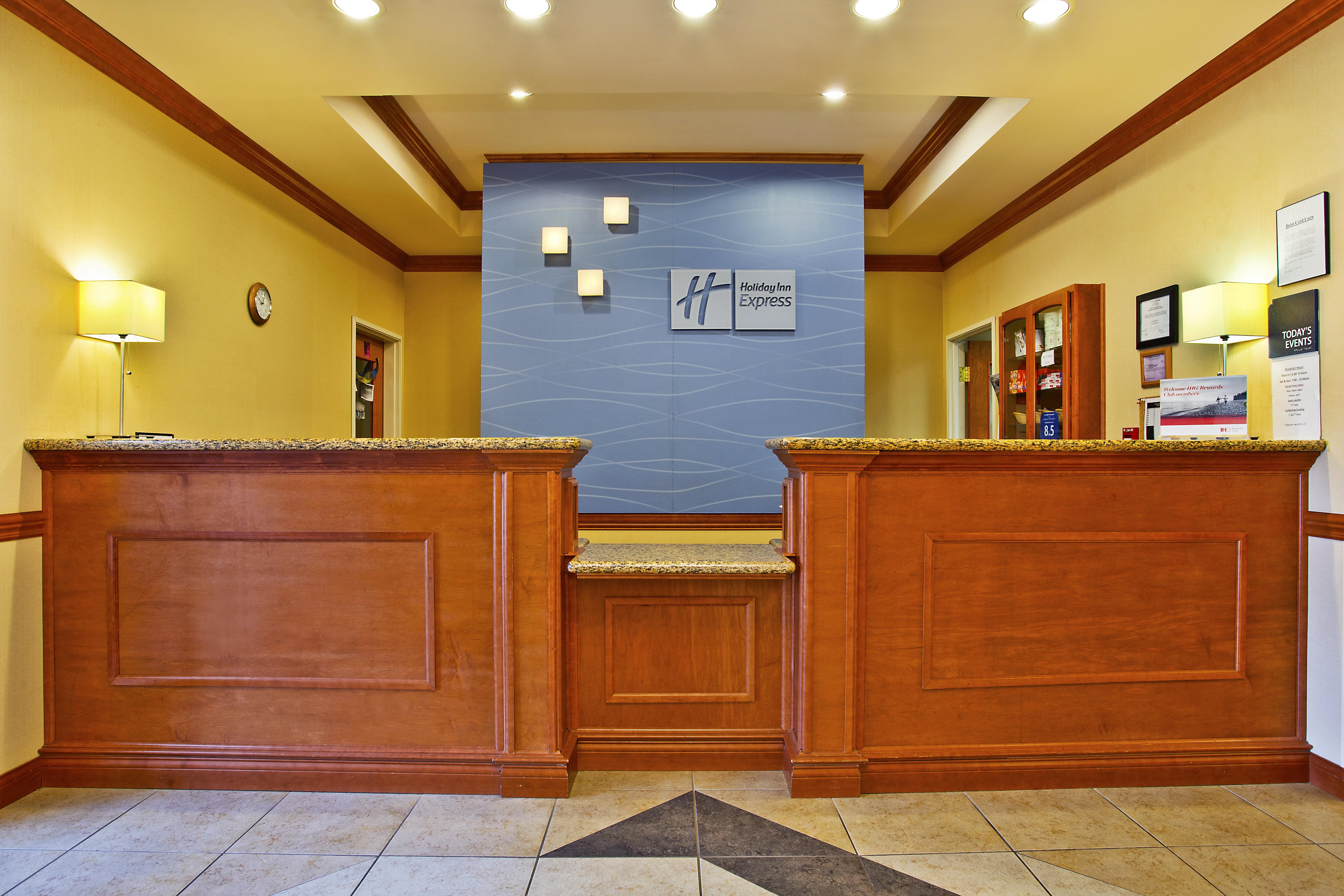 Holiday Inn Express Hotel & Suites Goshen By Ihg Екстер'єр фото