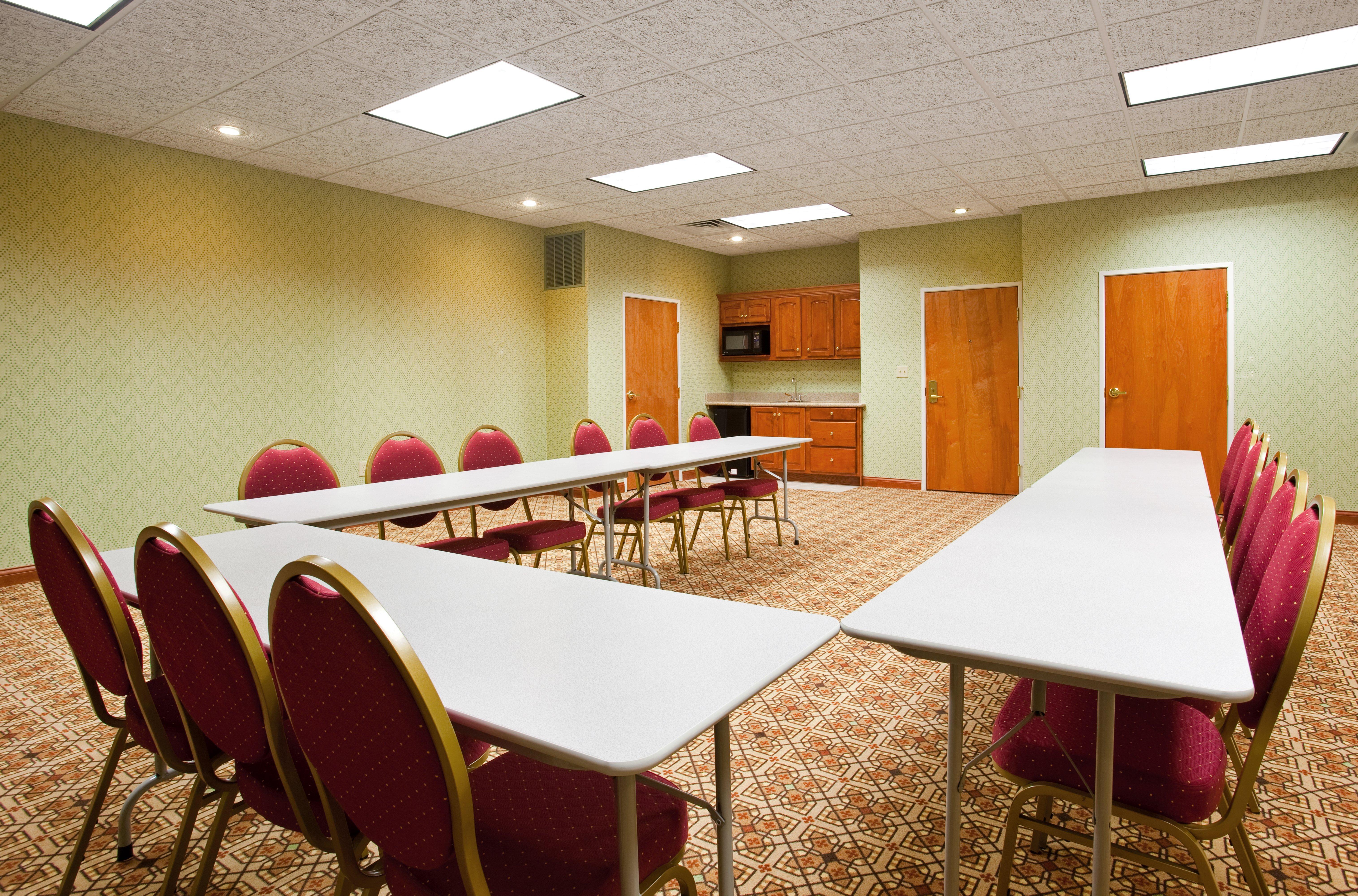 Holiday Inn Express Hotel & Suites Goshen By Ihg Екстер'єр фото